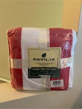 Pavilia. Flag Print. Premium Plush Throw Blanket. 50X60. Sealed. New.